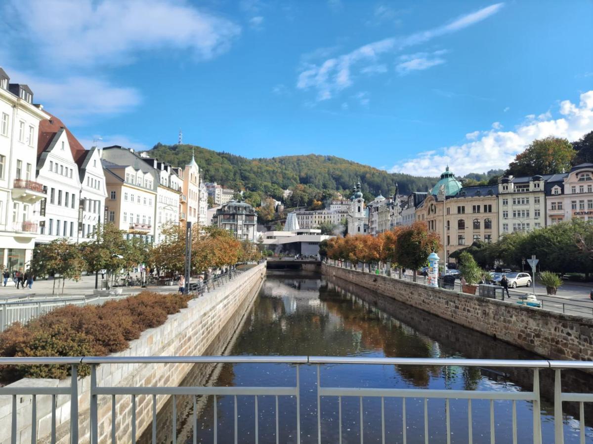 Apartman Nad Kolonadou Karlovy Vary Exterior photo